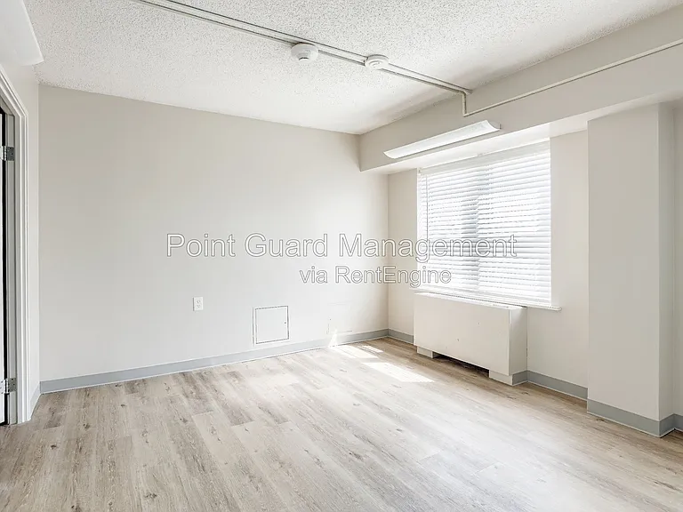 7460 Graceland Dr #325 — Photo 12