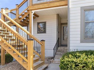 7438 Nall Ave, Prairie Village, KS 66208