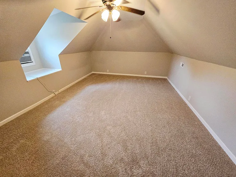728 Tucker St — Photo 14