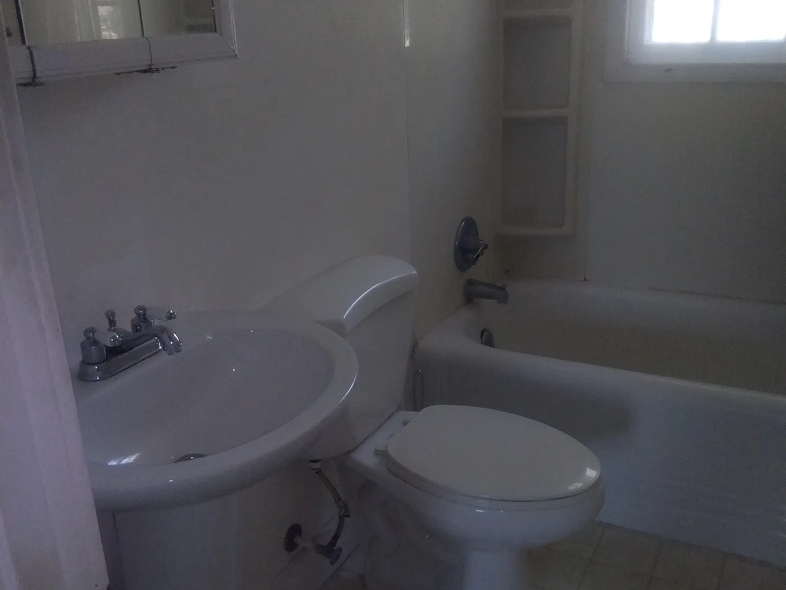 2 bed, 720 sqft, $650 — Photo 4