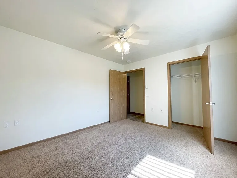 Welcome to Southdale Apartments, where spacious living meets comfort. Enjoy the natural light in your expansive living area, complete with a ceiling fan for added convenience. Don't miss out on this inviting homeschedule your visit today!