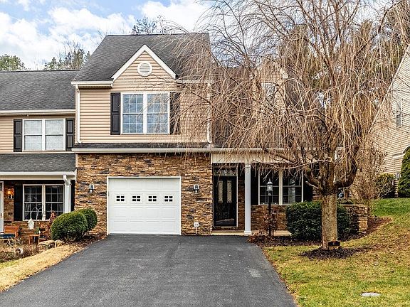2nd image of 47 Villa View Dr