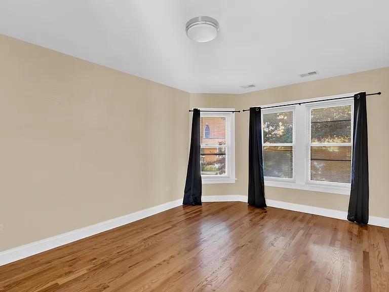 2839 W Nelson St #2 — Photo 7