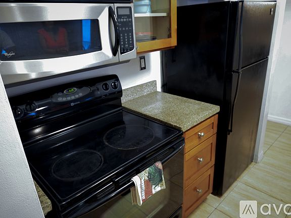 4th image of 850 N Miami Ave APT 2010