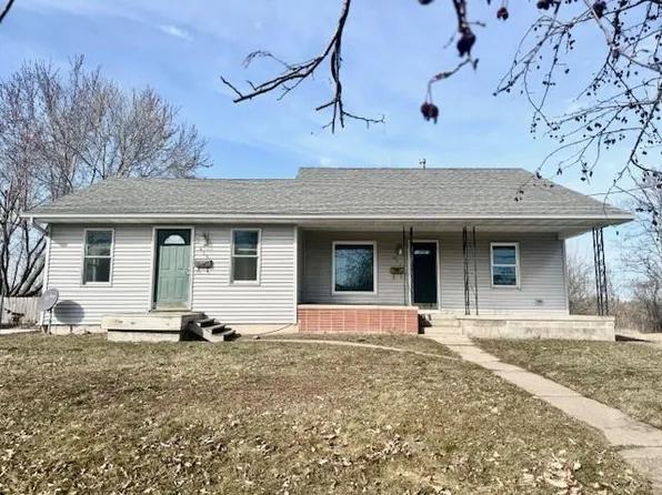 417 Lake Avenue #1-2, Ladysmith, WI 54848
