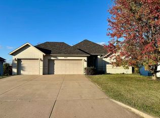 4665 Blackfoot Dr, Springfield, MO 65802