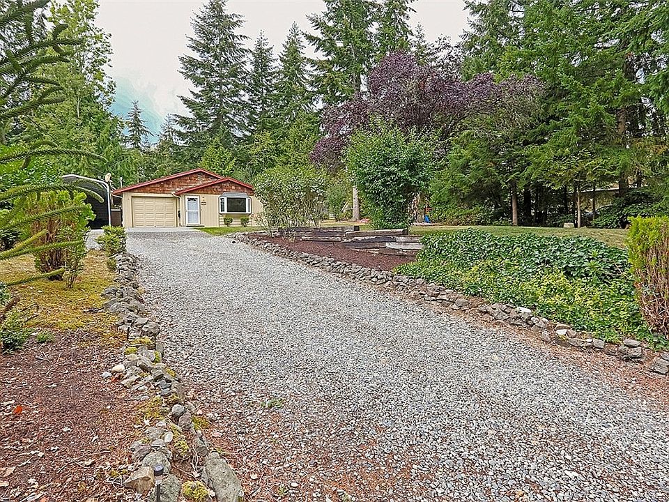 1st image of 1210 California Ave SE