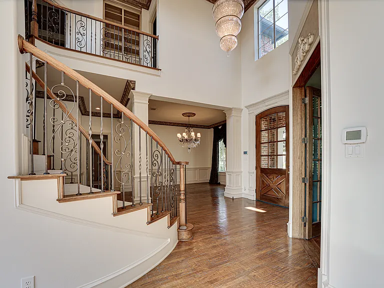 5004 Castle Creek Ct — Photo 9