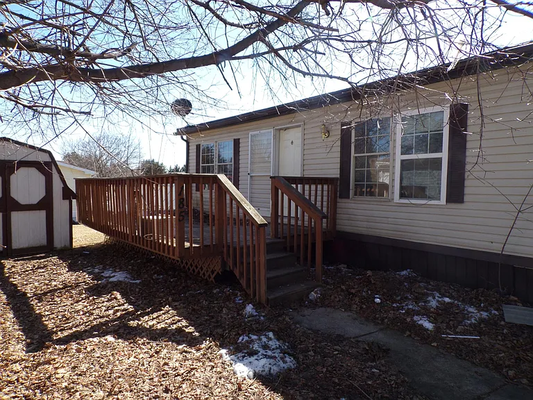 185 Jacqualyn Dr #185 — Photo 1