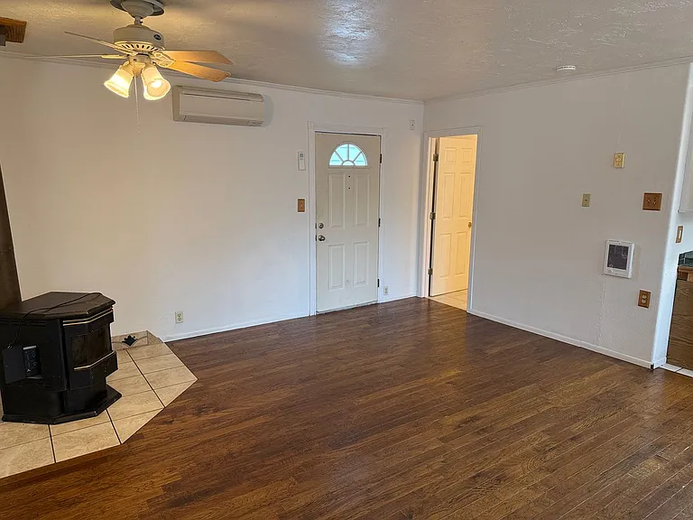2689 York St #B — Photo 12