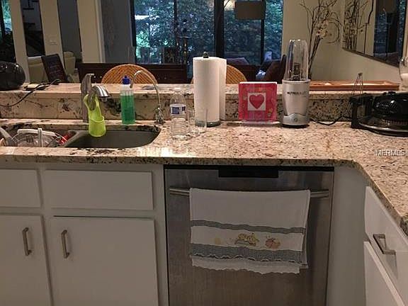 3rd image of 8113 Breeze Cove Ln