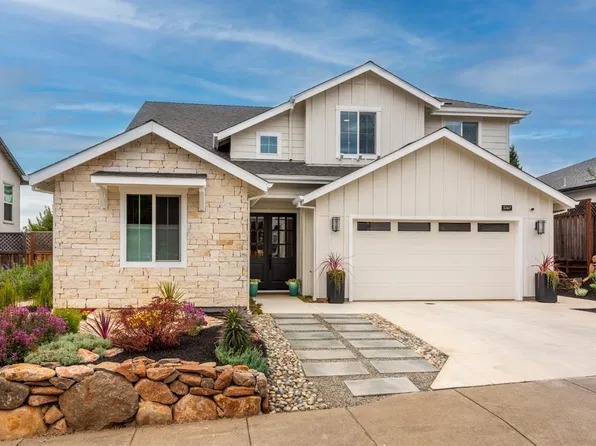 3747 Paxton Place, Santa Rosa, CA 95404