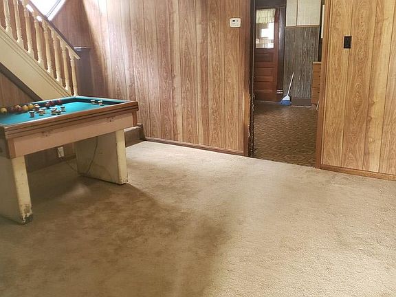 2nd image of 387 Clay St