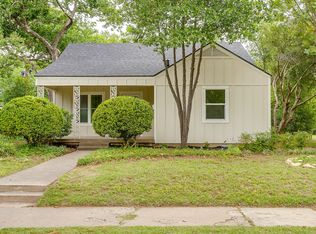 1412 Eagle Dr, Fort Worth, TX 76111
