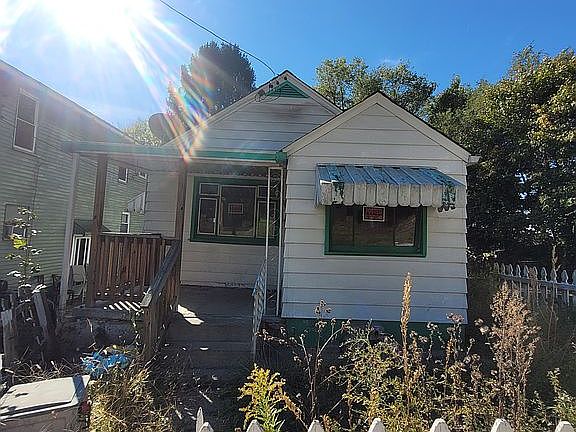 3rd image of 412 Ohio Ave