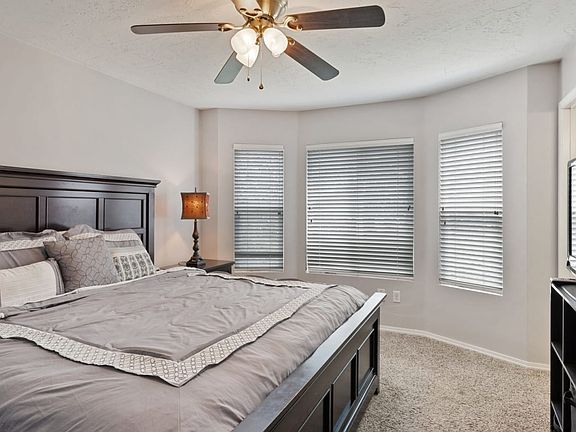 4th image of 3909 S Othello Way