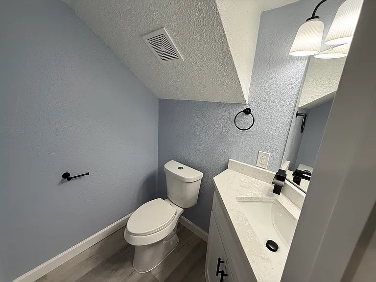 17202 Imperial Valley Dr #26 — Photo 33