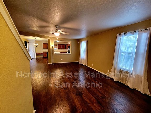 5th image of 203 Jetlyn Dr