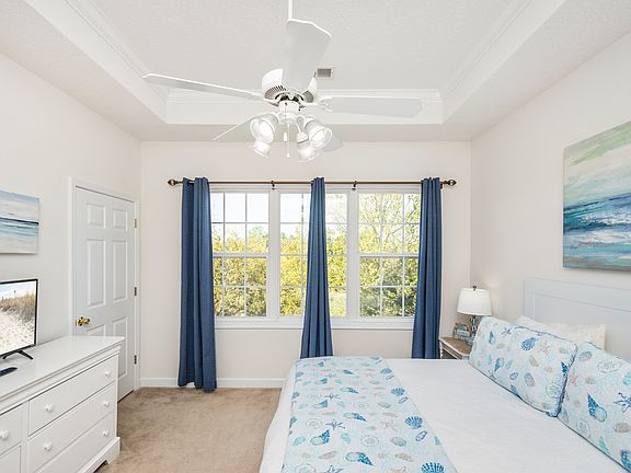 3rd image of 6203 Catalina Dr Unit 1333