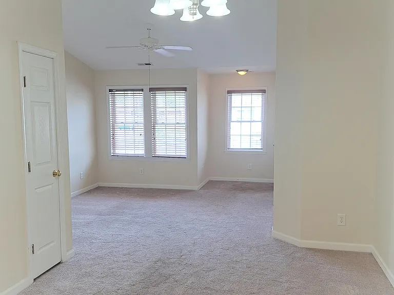4513 Country Club Rd #B202 — Photo 3