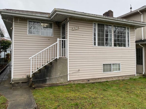 6828 Inverness St, Vancouver, BC V5X 4G2