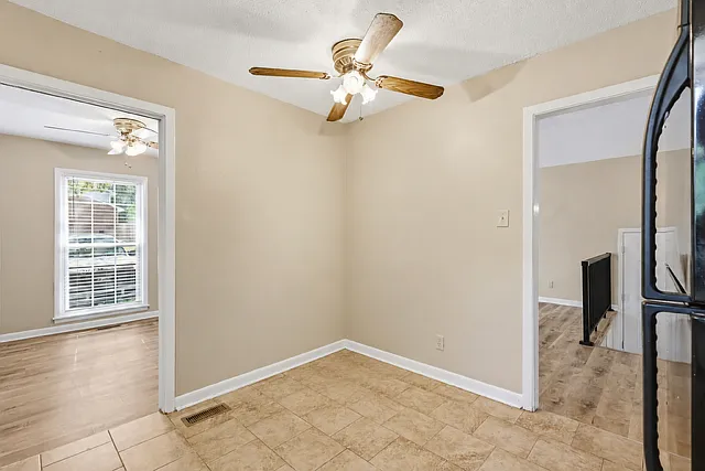 1902 Paisley Ave — Photo 6
