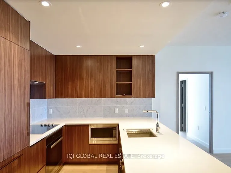 95 McMahon Dr #3702 — Photo 14