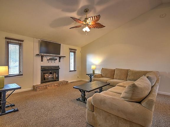 5th image of 704 Beechwood Dr