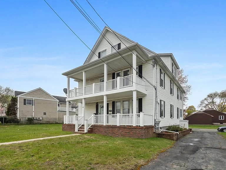 84 Margin St #2 — Photo 2