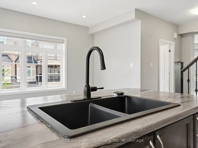 141 Borers Creek Cir — Photo 18