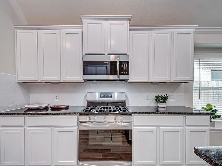 28639 Monarch Cliffs Dr — Photo 16