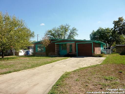 1st image of 250 Serna Park