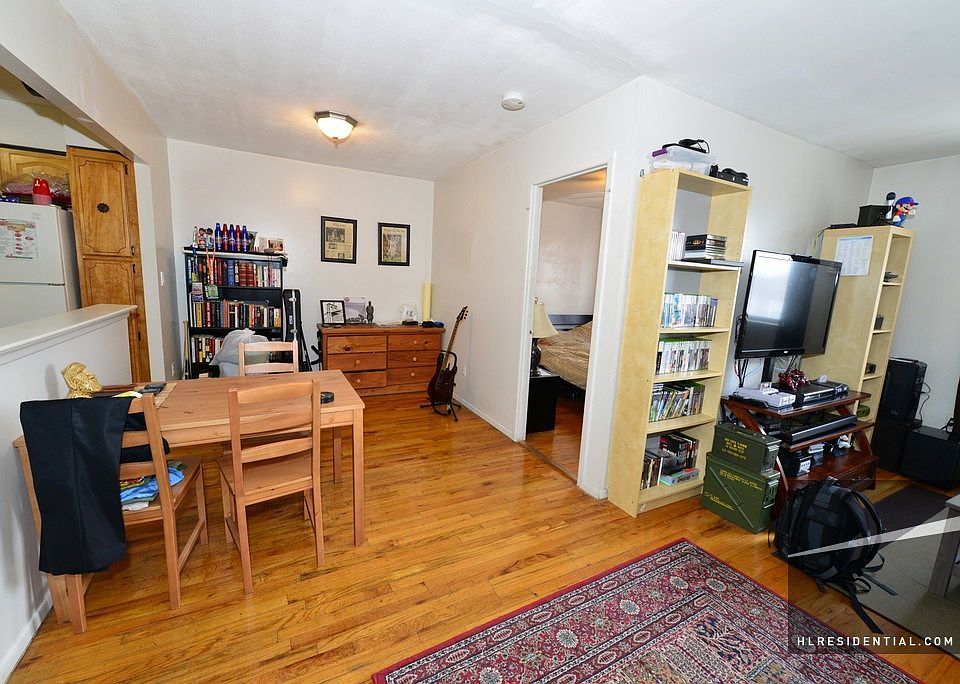 1st image of 3118 46th St #3
