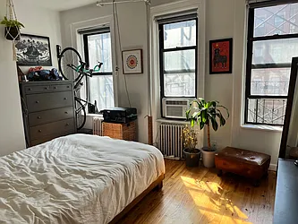 Rented by Living New York