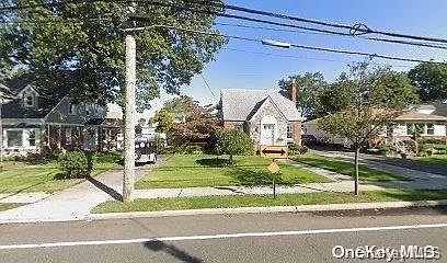 1st image of 104 Lakeview Avenue
