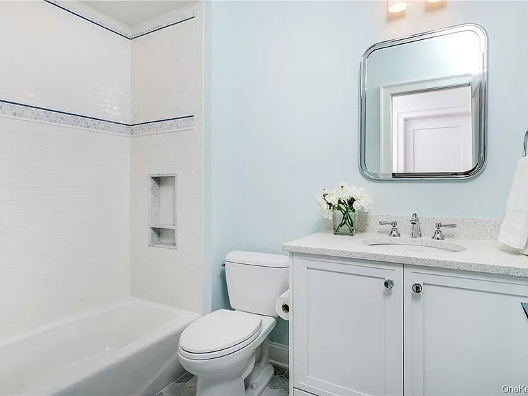 220 Central Ave — Photo 18