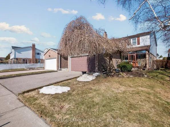 37 Statesman Sq, Toronto, ON M1S 4H7