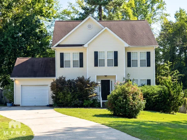 1300 E Stone Arch Dr, Fuquay Varina, NC 27526