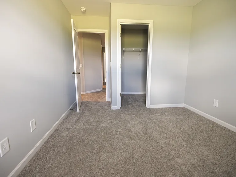 5740 Cloverwood Dr — Photo 24