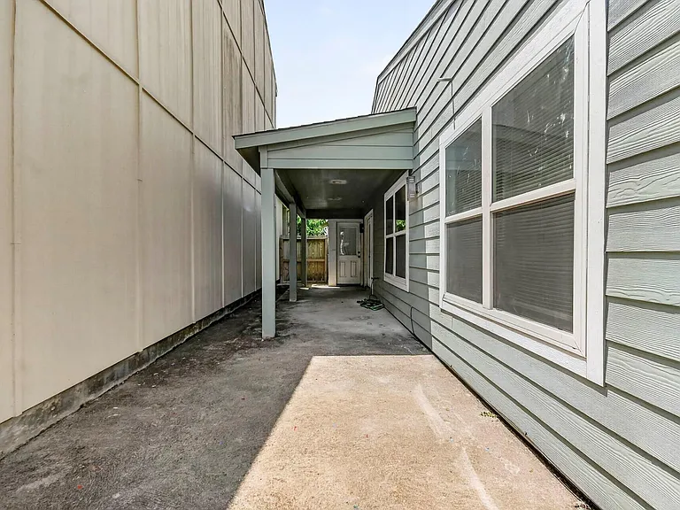 4530 Stanford Ct — Photo 22