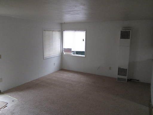 4th image of 204 S Columbus Ave