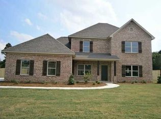850 Southern Hills Dr, Wetumpka, AL 36093