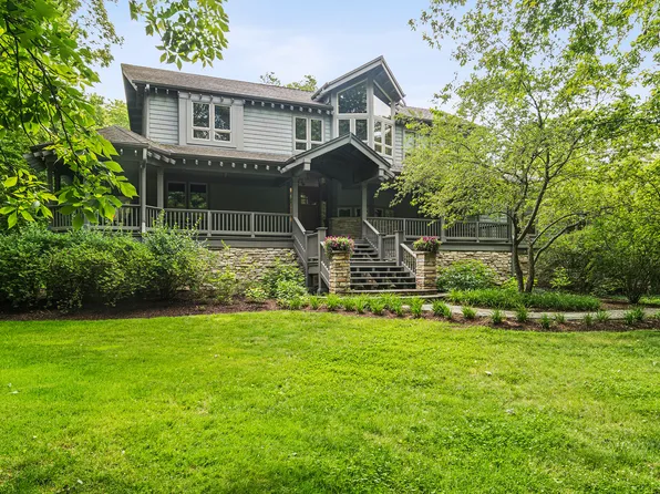 3214 Westover Ln, Long Grove, IL 60047