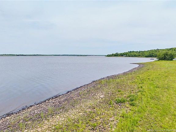 2nd image of 388 Cox Point Rd