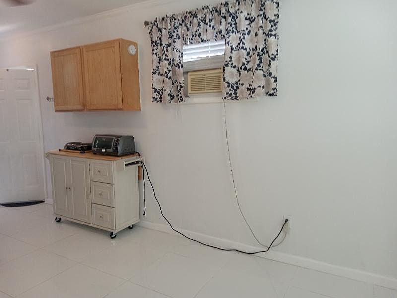 2nd image of 5002 Haines Cir