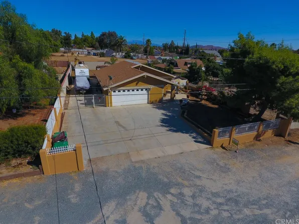 11964 Fouch Ln, Moreno Valley, CA 92557