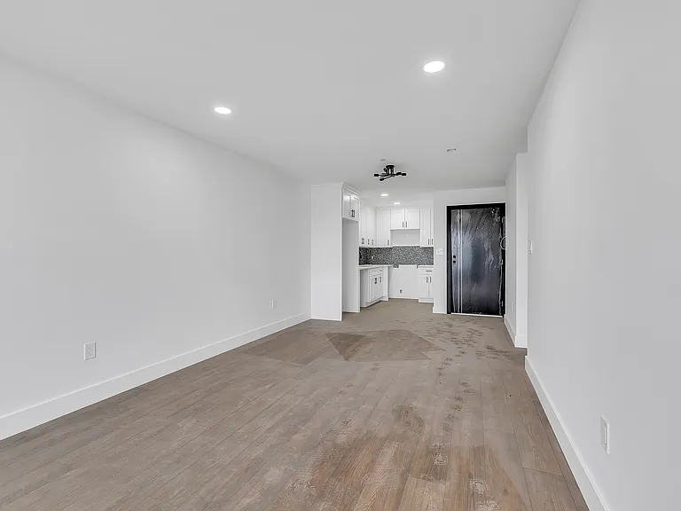 74 Broadway St #1A — Photo 4