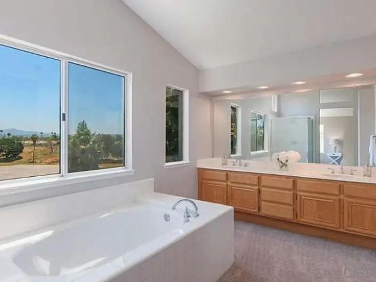 4781 Marblehead Bay Dr — Photo 2