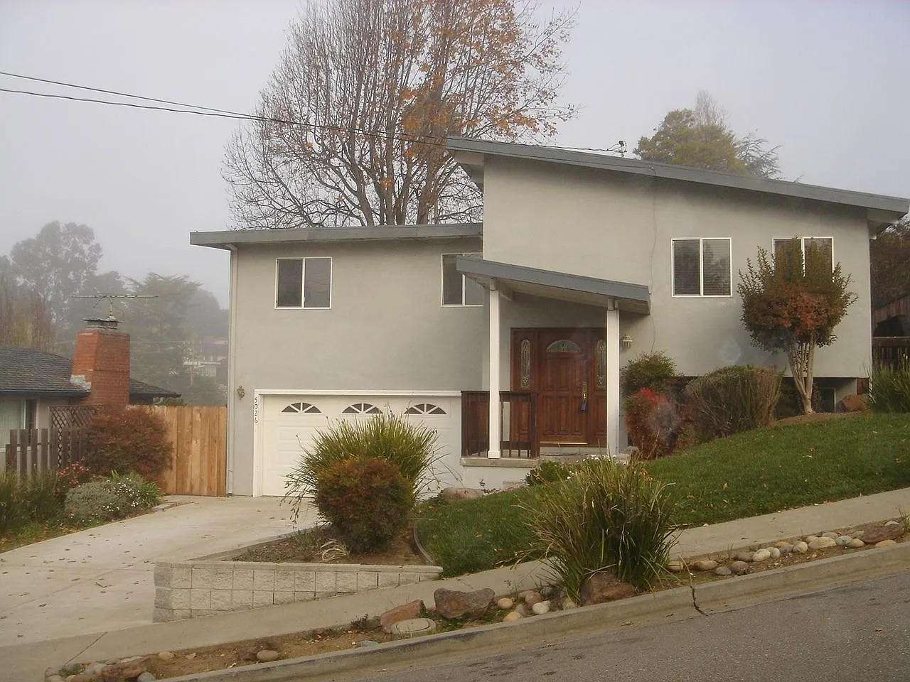 5026 Vannoy Ave photo 1