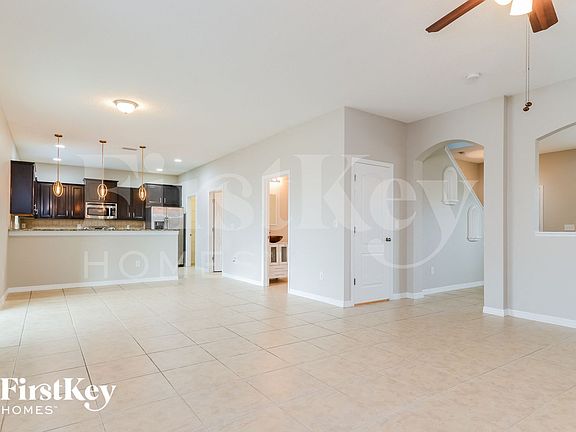 2nd image of 534 Vista Ridge Dr